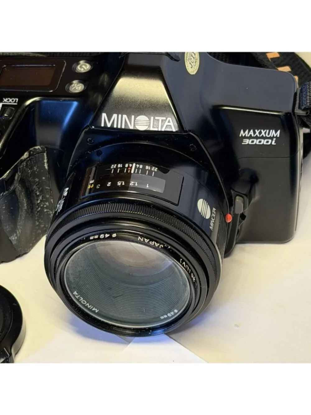 Minolta Maxxum 3000i  Camera + 3 Lenses AF50, AF 28-85, AF100-200 Untested